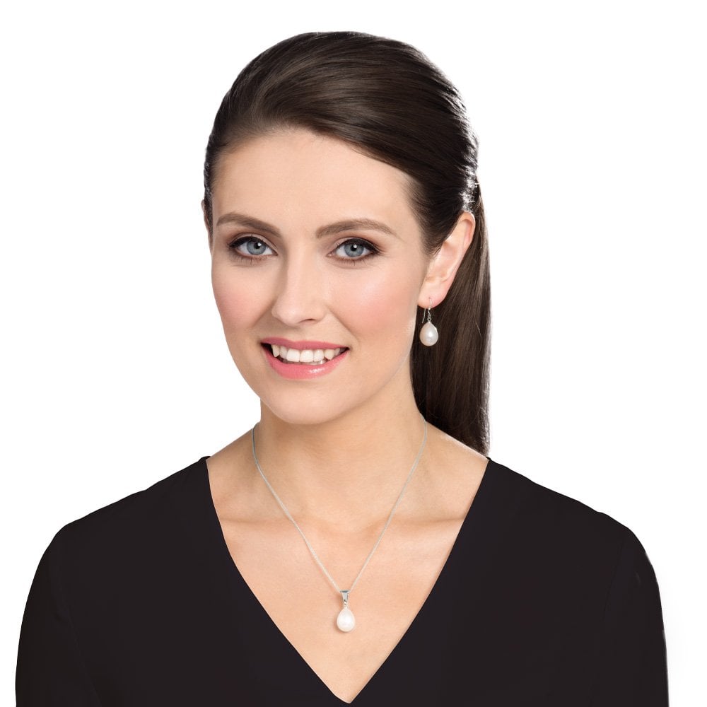 Raindrop White Shell Pearl Silver Tone Pendant Necklace